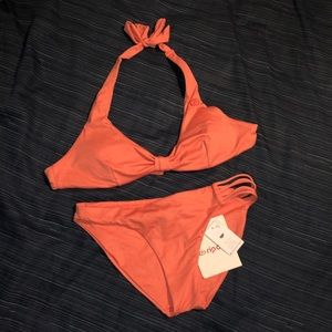 ⚠️SOLD⚠️ NWT Ripcurl Orange Triangle Bikini